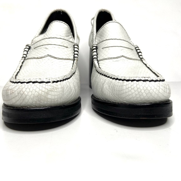 RE/DONE + WEEJUNS The Winsome Heel Loafer in White Textured Leather - Picture 9 of 16